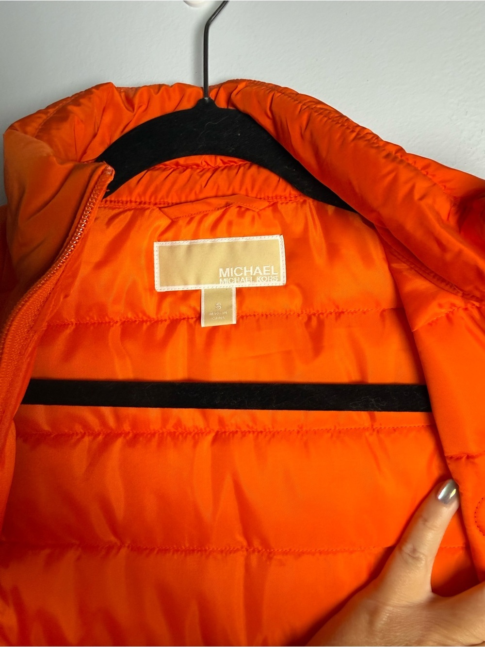 MICHAEL Michael Kors Bright Orange Quilted Puffer Vest - Picture 8 of 12